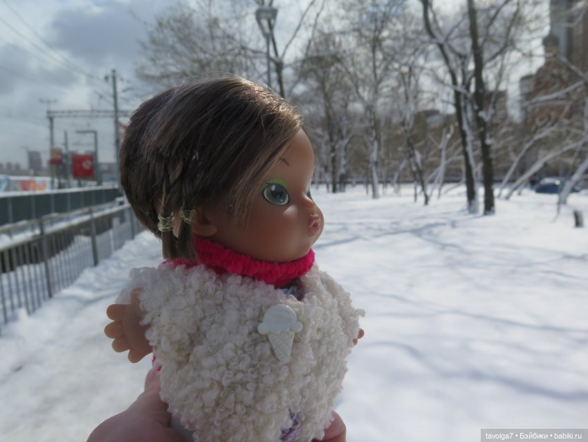 Jaggets Famosa мини и снег в Москве в апреле 2025