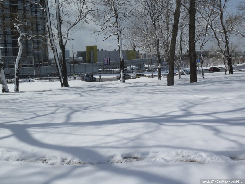 Jaggets Famosa мини и снег в Москве в апреле 2025