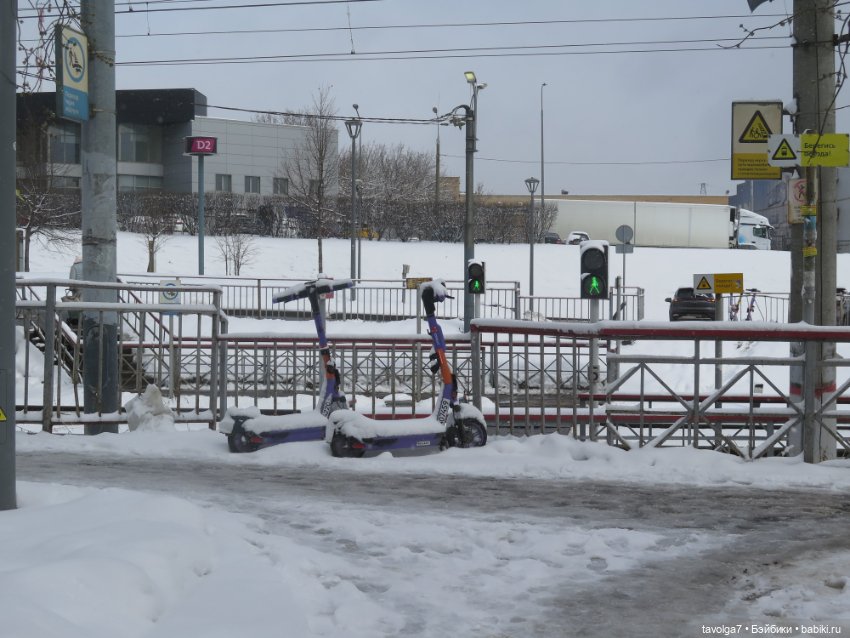 Jaggets Famosa мини и снег в Москве в апреле 2025