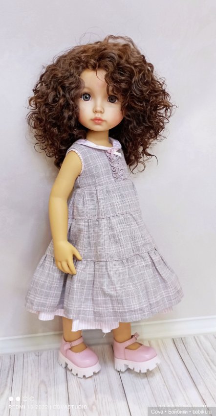 ООАК Игровой куклы Jessi — Коллекции игровых кукол (Playline): фото полок (фото 6)