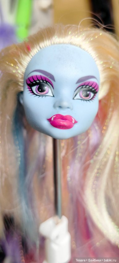 Восстановление. Эбби с челкой