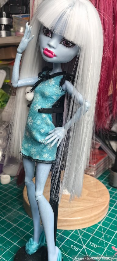 Восстановление. Эбби с челкой