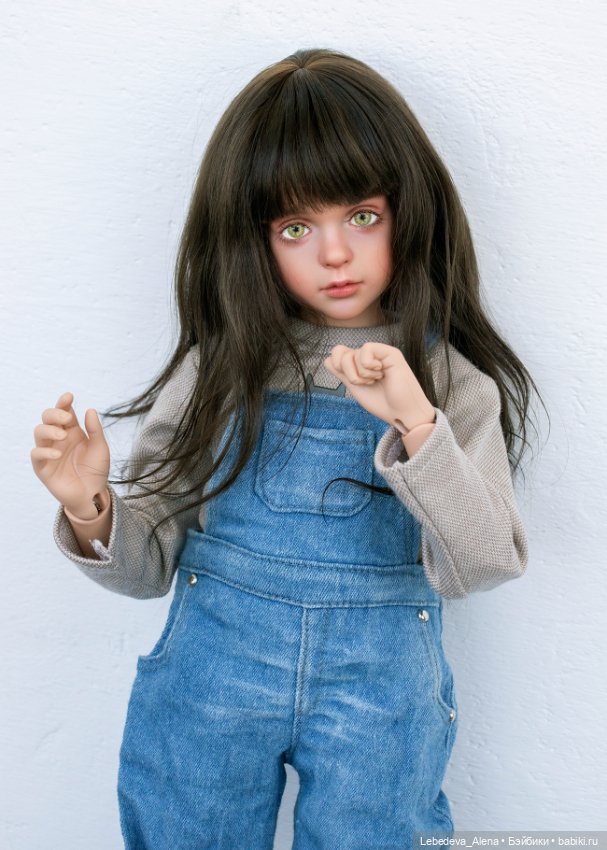 Коробочка с кукольной одеждой (фото 2)