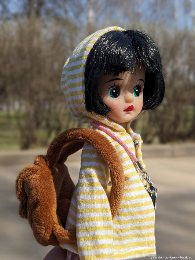 Прогулка в Коломенском — Куклы Strawberry Planet: Redberry (фото 2)