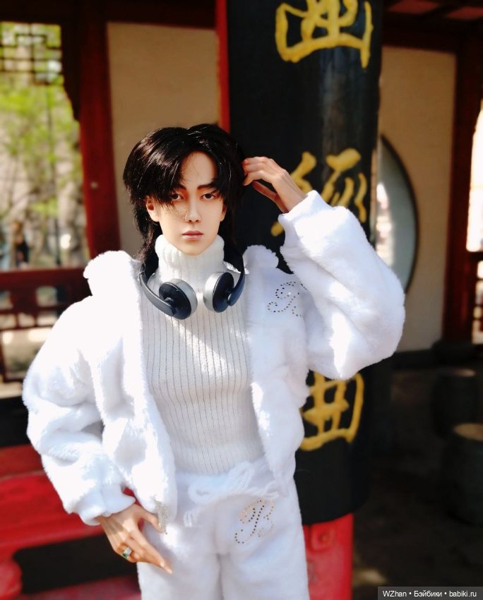 Сакура 2025г — Портретные куклы знаменитостей: звезды кино (фото 4)