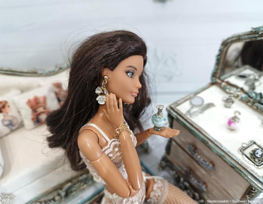 Будуар для Карлы — Мебель для кукол и домиков: фото