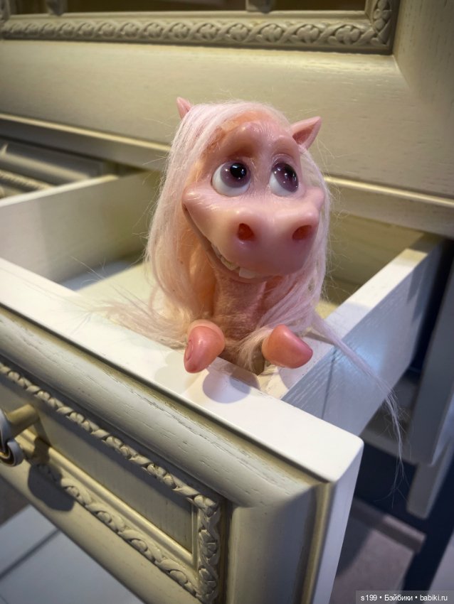 Лошадка Мэрилин — Авторские игрушки из разных материалов: синельная проволока (фото 8)