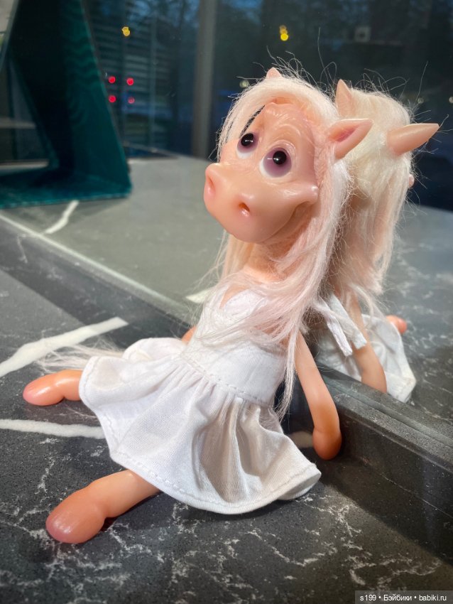 Лошадка Мэрилин — Авторские игрушки из разных материалов: синельная проволока