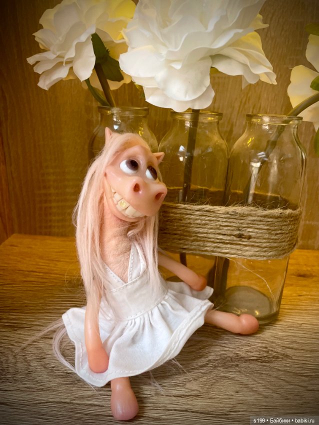 Лошадка Мэрилин — Авторские игрушки из разных материалов: синельная проволока (фото 7)