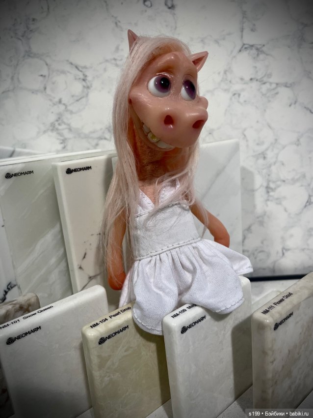 Лошадка Мэрилин — Авторские игрушки из разных материалов: синельная проволока