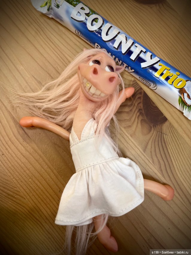 Лошадка Мэрилин — Авторские игрушки из разных материалов: синельная проволока (фото 4)