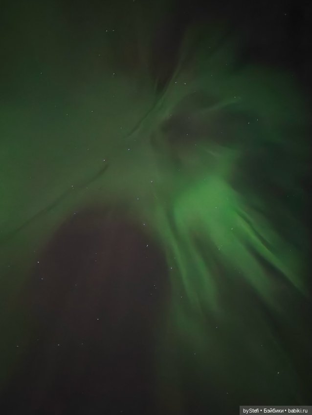 Давно хотела поделиться фотографиями северного сияния с вами