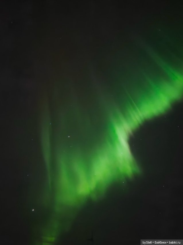 Давно хотела поделиться фотографиями северного сияния с вами