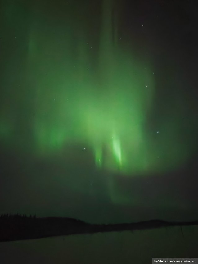 Давно хотела поделиться фотографиями северного сияния с вами