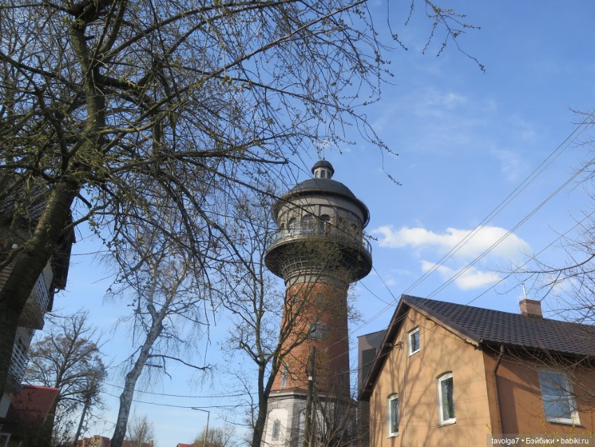 "Мне нужны старые камни и запах моря"