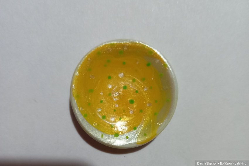 Тарелочки с самодельным рисунком 💛💚🧡 (фото 2)