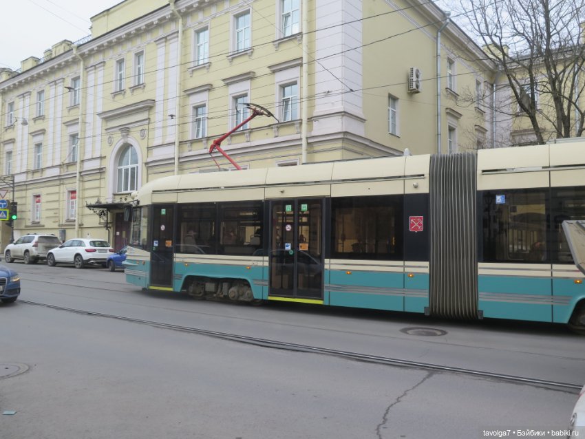 "Жить с контуром дыры..." (фото 9)