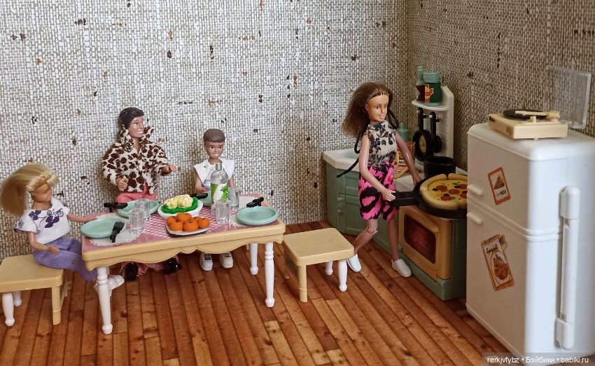 Обед в семейке Lundby — Игровые куклы разных производителей (Разное): редкие бренды (фото 4)