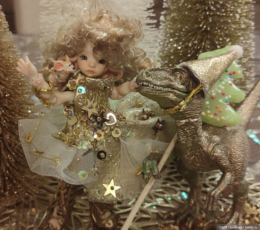 🌬Похолодание или 🌿 "Весенне-новогодняя" фотосессия с Велоцираптором🦖