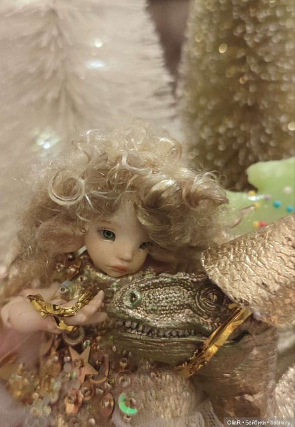 🌬Похолодание или 🌿 "Весенне-новогодняя" фотосессия с Велоцираптором🦖 (фото 2)