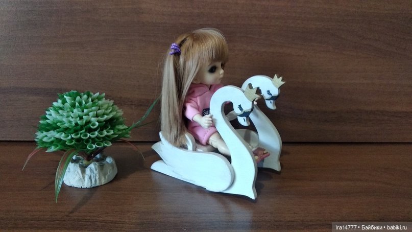 Новые работы кукольной мебели для малышек (фото 5)