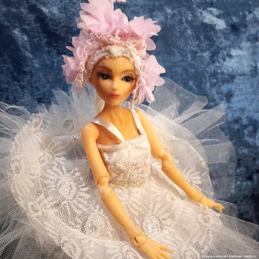 День танцев, или как мои куклы учились танцевать балет