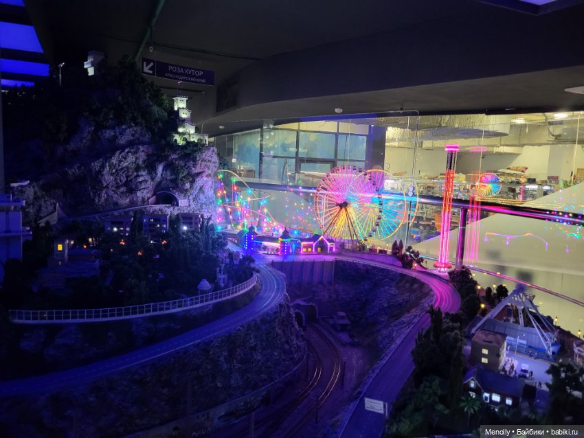 Царь-макет в Москве или Игра в куклы по-взрослому