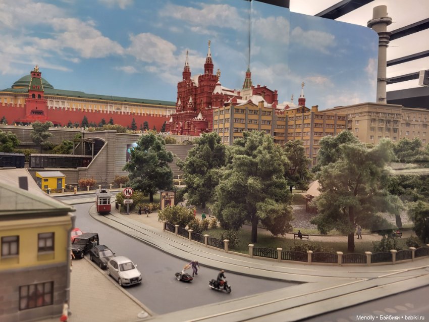 Царь-макет в Москве или Игра в куклы по-взрослому