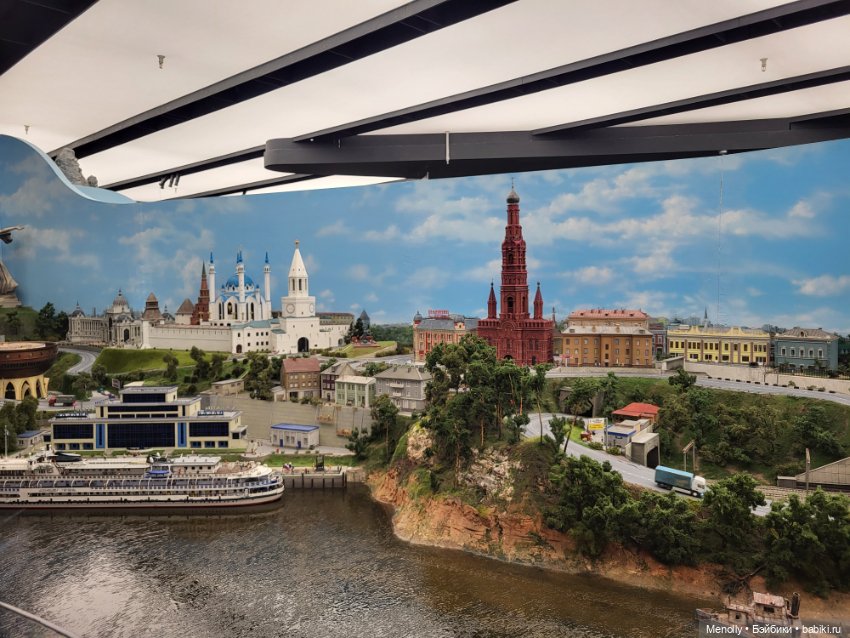 Царь-макет в Москве или Игра в куклы по-взрослому