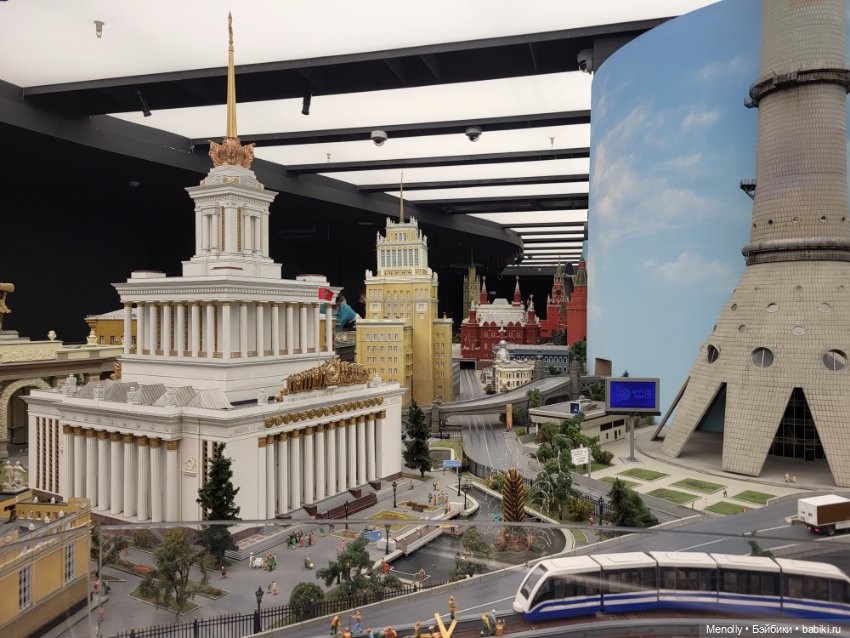 Царь-макет в Москве или Игра в куклы по-взрослому