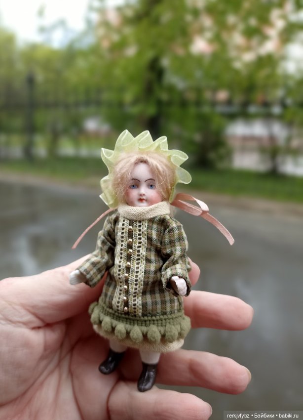 Теодора — Антикварные куклы Mignonette (Миньонетта): карманные (фото 6)