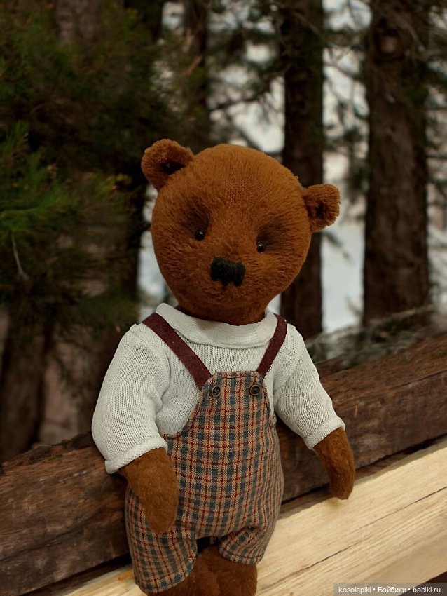 Малыш Павел жаждет новых знакомств