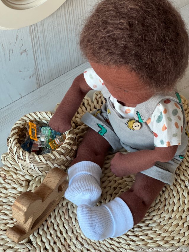 Уголёк — малыш с солнечным сердцем