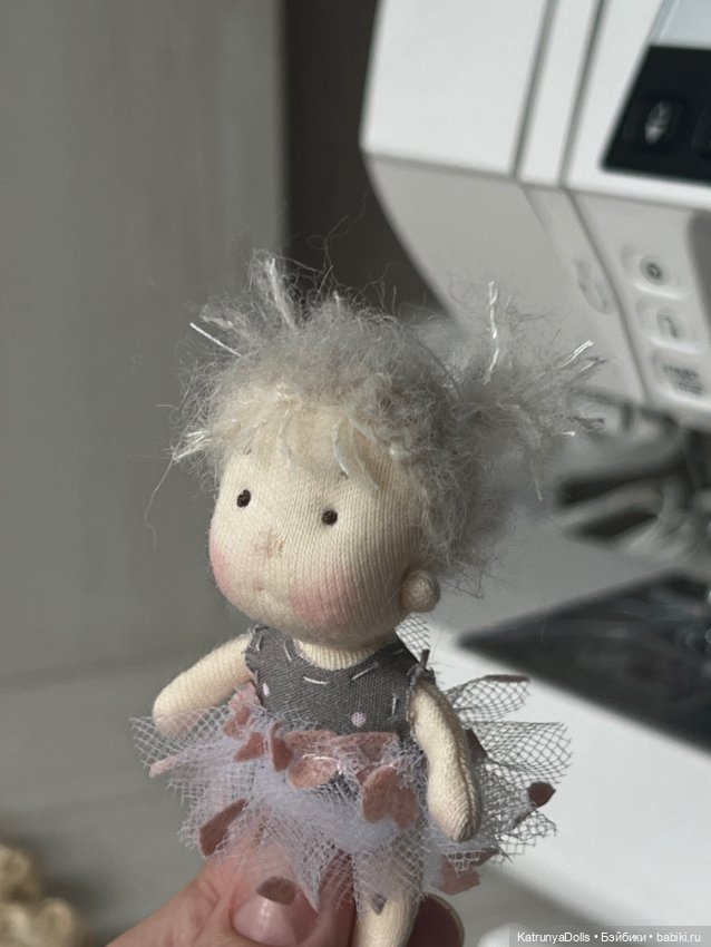 Маленькая звёздочка (текстильная куколка 8 см) (фото 5)