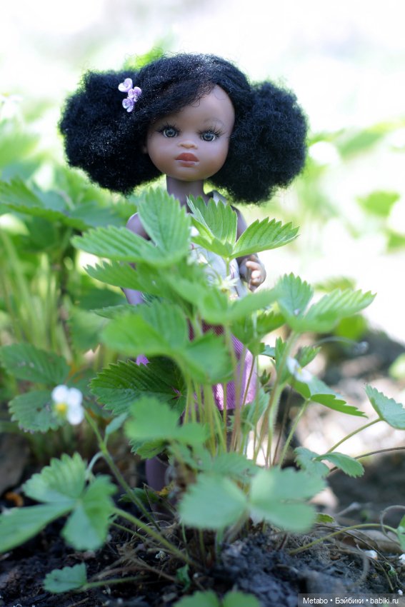 Мир. Труд. Май. Земляника. Мелкие