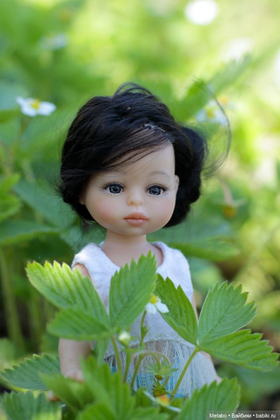 Мир. Труд. Май. Земляника. Мелкие