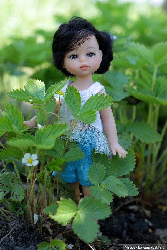 Мир. Труд. Май. Земляника. Мелкие