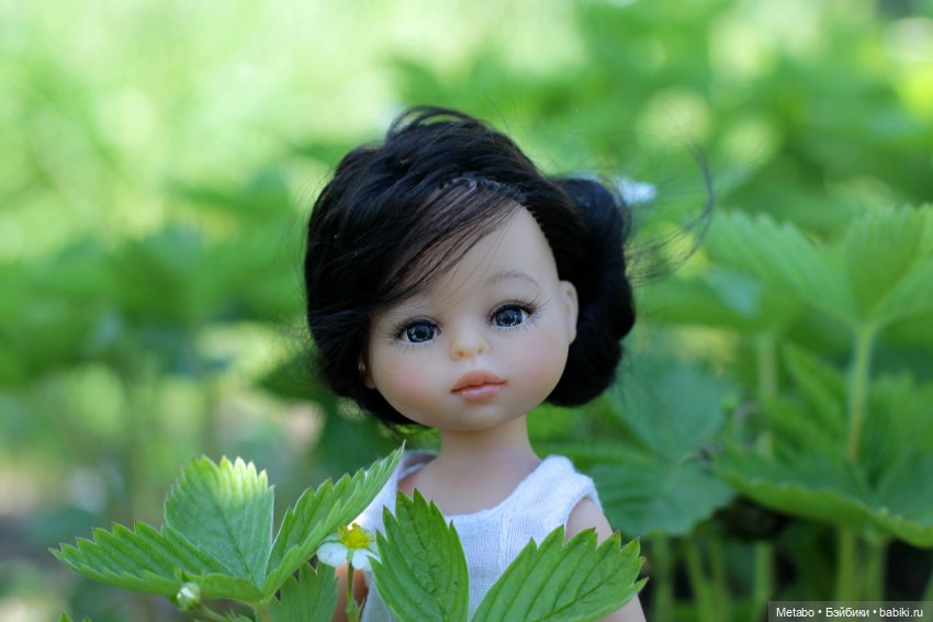 Мир. Труд. Май. Земляника. Мелкие