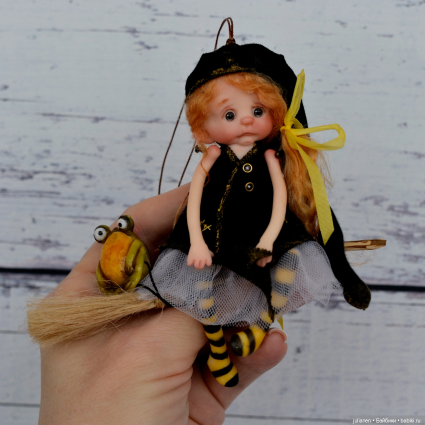 Озорная ведьмочка ♥️ — Игрушки в смешанной технике (мех и глина): Арт (фото 2)