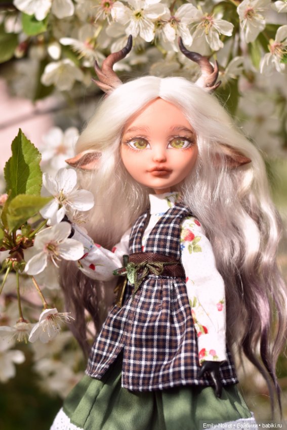 Козочка и цветы — ООАК Monster High и Ever After High: репейнт (фото 6)