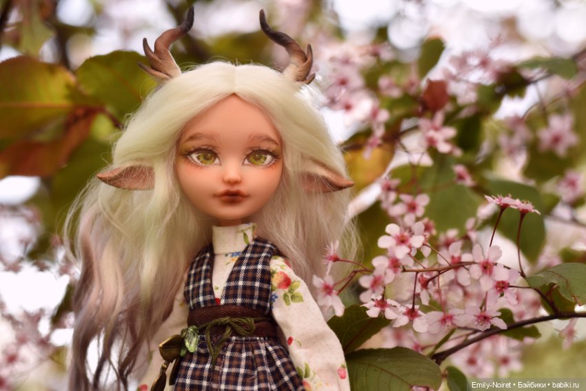 Козочка и цветы — ООАК Monster High и Ever After High: репейнт (фото 4)