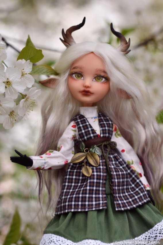 Козочка и цветы — ООАК Monster High и Ever After High: репейнт (фото 7)