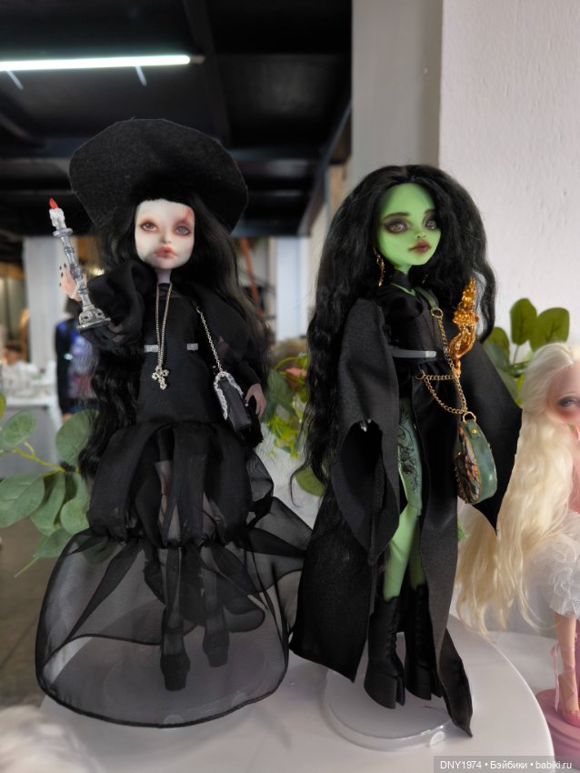 Территория кукол, май 25, часть монстрячная