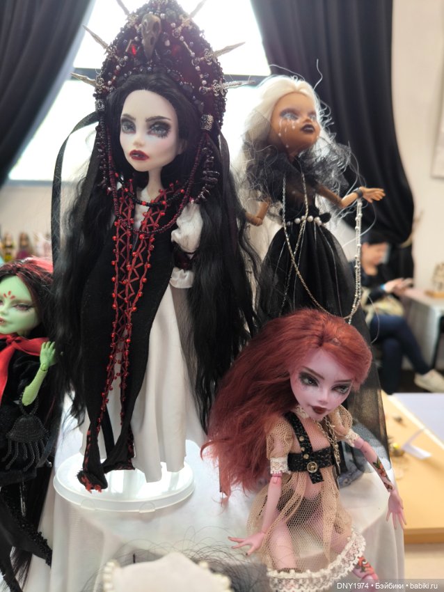 Территория кукол, май 25, часть монстрячная