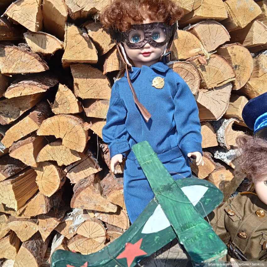 "Небесный тихоход" или песня о летчиках