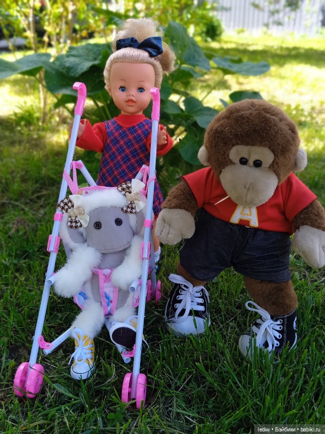 Куклы, майор и Панчита — Игрушки СССР и советского детства: резиновые