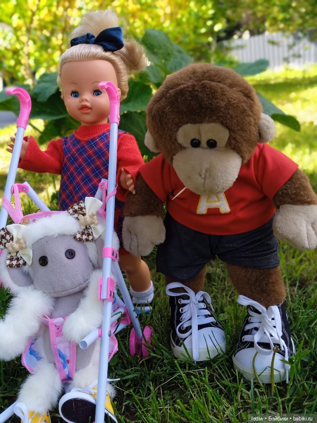 Куклы, майор и Панчита — Игрушки СССР и советского детства: резиновые