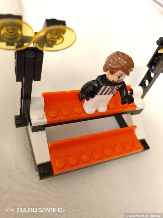 Тренер футбола Lego — Lego Friends (Лего Френдс) и мини (фото 2)