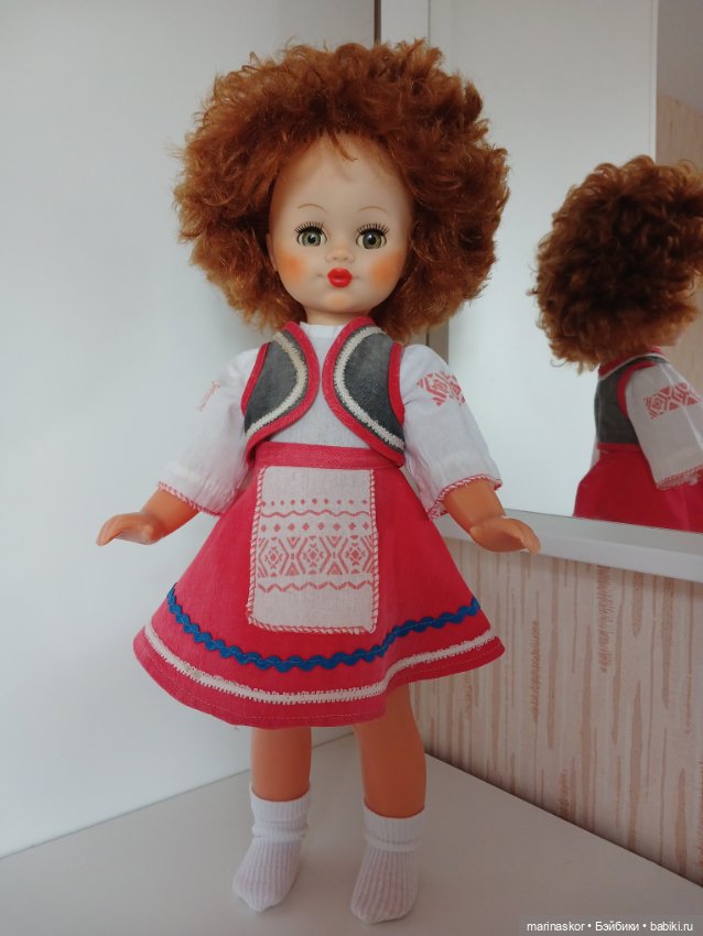 Молдованка, она же Аня, она же Красная Шапка))