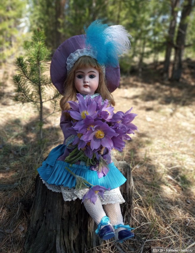 В лес за первыми цветами — Редкие антикварные куклы и реплики: воск (фото 5)